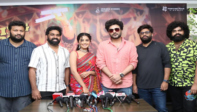 Thrilled That Tillu Square Is Working For Audiences More Than Dj Tillu Team Shares At Success Meet 2 