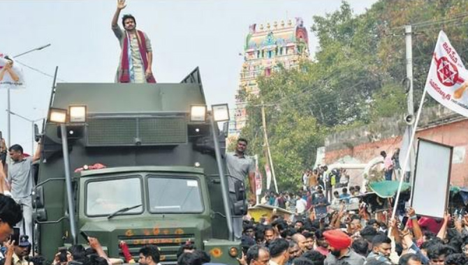 వారాహిపై జనసేనాని కదిలె….