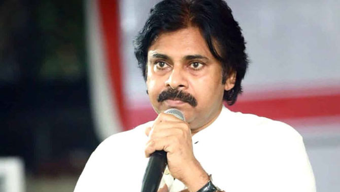 పవన్ పై బ్లేడ్ తో దాడి.. ఇంతకీ చేయించింది ఎవరో..?