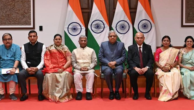 రాజ్యసభ సభ్యుల ప్రమాణం