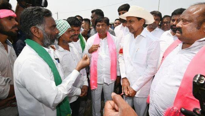 పొలం బాటలో కేసీఆర్