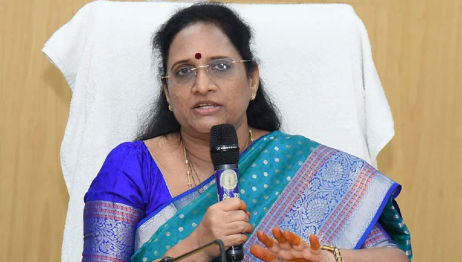 షర్మిల ప్రచారం పై ఘాటుగా స్పందించిన వాసిరెడ్డి పద్మ..