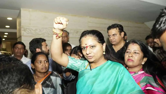 లిక్కర్ స్కామ్‌లో సంచలన లేఖ విడుదల చేసిన కవిత