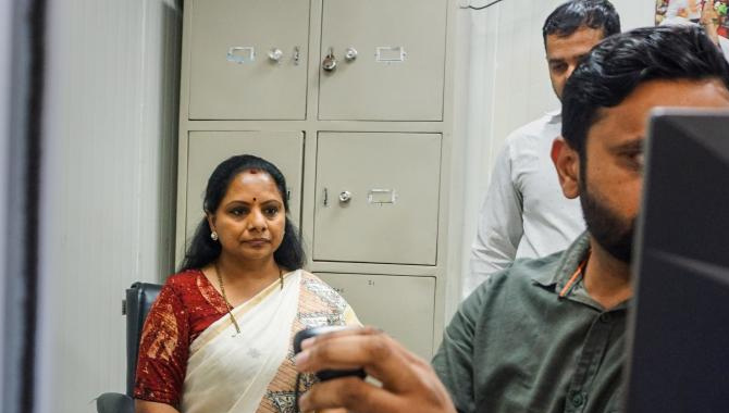 ఢిల్లీ మద్యం కోసులో మరో కీలక పరిణామం… కవితను