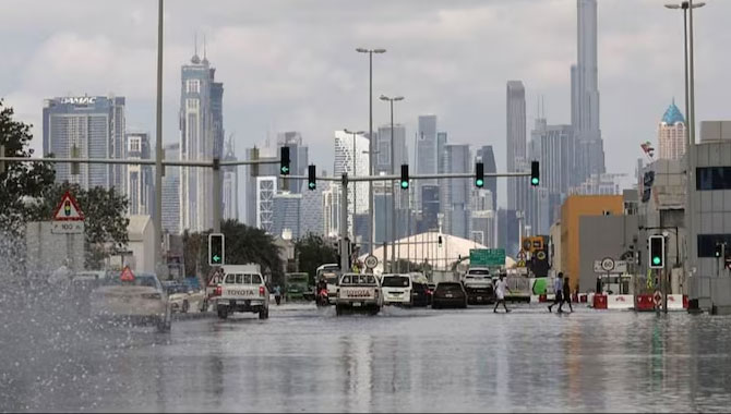 ఇండియన్ ఎంబసీ కీలక సూచన.. దుబాయ్ ప్రయాణాలను
