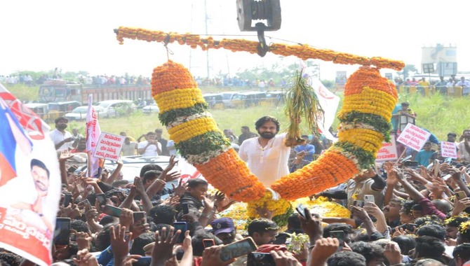 ఎన్నికల ముంగిట వరుస జ్వరాలతో నిరసిస్తున్న జనసేనాని.. మరి ప్రచారం సంగతి ఏమిటో?