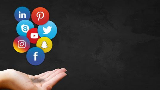 ఆంధ్ర రాజకీయాలలో కీలక పాత్ర పోషిస్తున్న సోషల్ మీడియా ఇన్‎ఫ్లుయెన్సర్స్..