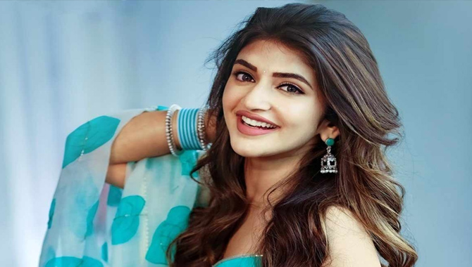 శ్రీలీల‌కు అక్క‌డ గోల్డెన్ ఎంట్రీ ద‌క్కుతుందా?