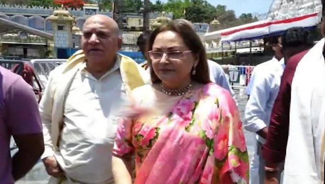 పురందరేశ్వరి పిలిస్తే ప్రచారానికి నేను రెడీ.. జయప్రద