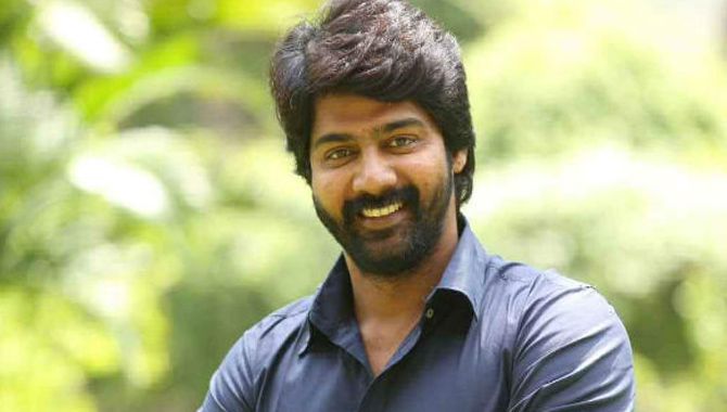 గేమ్ ఛేంజ‌ర్ గురించి న‌వీన్ చంద్ర లీకులు