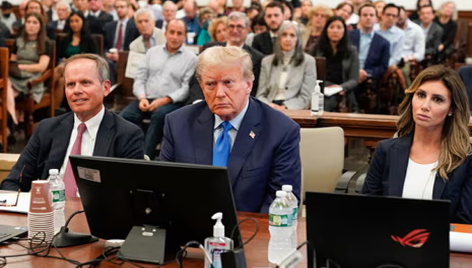 ఈసారి ఉల్లంఘిస్తే జైలే .. ట్రంప్ కు కోర్టు హెచ్చరిక