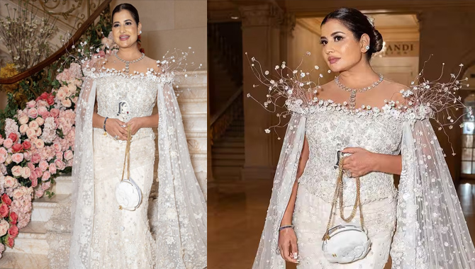 న్యూయార్క్ మెట్ గాలా లో మెరిసిన భారతీయ బిలియనీర్ సుధారెడ్డి న్యూయార్క్ మెట్ గాలా లో మెరిసిన భారతీయ బిలియనీర్ సుధారెడ్డి