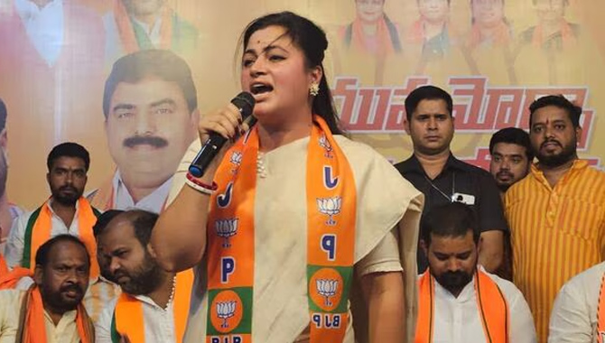 15 నిమిషాలు కాదు..15 సెకన్లు చాలు  : నవనీత్ రాణా వార్నింగ్