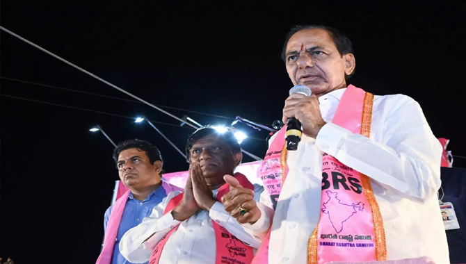 సిరిసిల్ల కోసం ఎంతకైనా ఉద్యమిద్దాం: కేసీఆర్