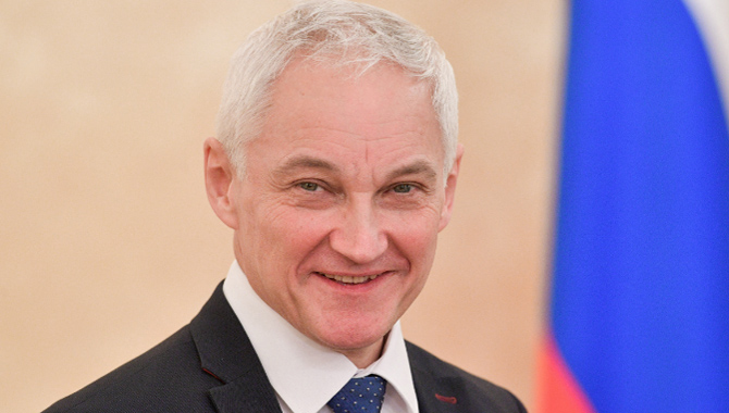 రష్యా నూతన రక్షణ మంత్రిగా.. ఆండ్రీ బెలౌసోవ్ రష్యా నూతన రక్షణ మంత్రిగా.. ఆండ్రీ బెలౌసోవ్