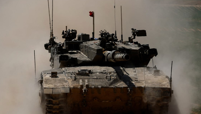 ఇజ్రాయెల్ కు ఎదురుదెబ్బ… తన చేతిలోనే సొంత సైనికుల్ని ఇజ్రాయెల్ కు ఎదురుదెబ్బ… తన చేతిలోనే సొంత సైనికుల్ని