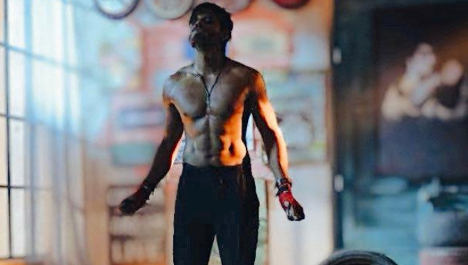 Hero Anand Deverakonda six-pack look in “Gam Gam Ganesha”
