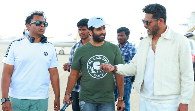 ప్రభుదేవ, కాజోల్ 27 ఏళ్ల తరువాత చరణ్ తేజ్ ఉప్పలపాటి దర్శకత్వంలో పాన్ ఇండియా చిత్రం