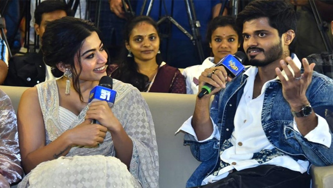 విజ‌య్ విష‌యంలో ర‌ష్మిక క్లారిటీ ఇచ్చేసిన‌ట్టే!