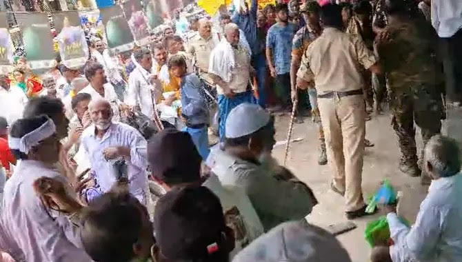 రైతులపై లాఠీఛార్జ్ ఘటనపై బీజేపీ ఫైర్