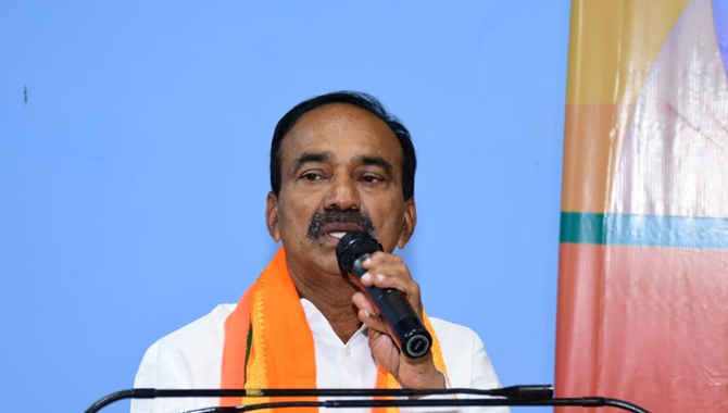 అయోధ్య శ్రీబాల రాముడిని దర్శించుకున్న ఈటల రాజేందర్