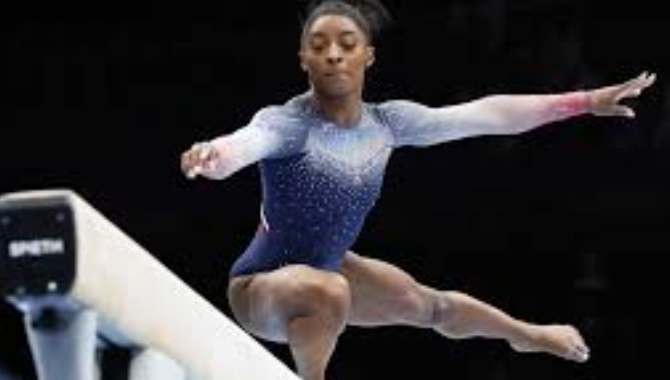 అమెరికా జిమ్నాస్టిక్స్ తార సిమోన్ రికార్డు…. తొమ్మిదోసారి అమెరికా జిమ్నాస్టిక్స్ తార సిమోన్ రికార్డు…. తొమ్మిదోసారి