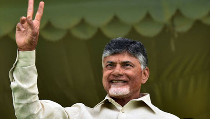 కుప్పం లో టీడీపీ అధినేత చంద్రబాబు ఘన విజయం