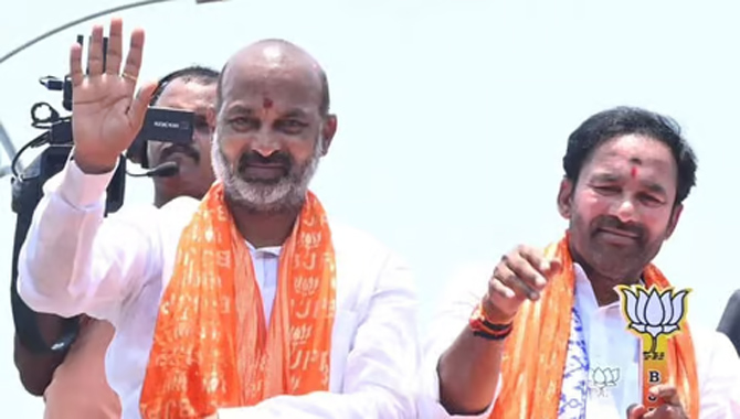 మోదీ కేబినెట్ లోకి కిషన్ రెడ్డి, బండి సంజయ్‌..! ఈటలకు కీలక బాధ్యతలు..!?