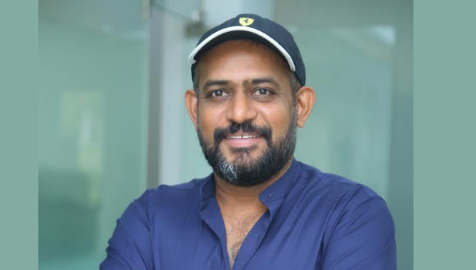 యూనిక్ ఎంట‌ర్‌టైన‌ర్ థ్రిల్ల‌ర్‌గా యేవ‌మ్ అంద‌ర్ని అల‌రిస్తుంది : ద‌ర్శ‌కుడు ప్ర‌కాష్ దంతులూరి