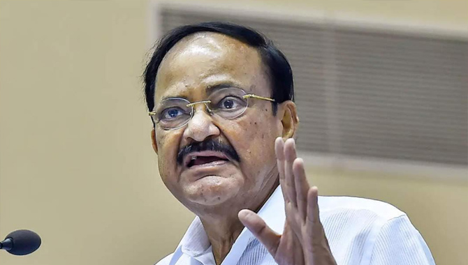 అమరావతిని రాజధానిగా ప్రకటించడం చాలా సంతోషం కలిగించింది: వెంకయ్యనాయుడు