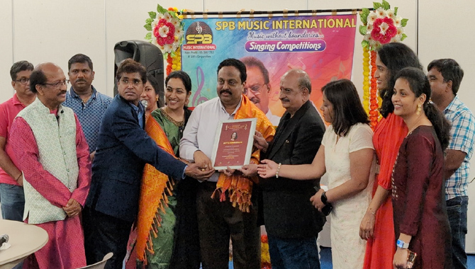 వేగేశ్న – SPB మ్యూజిక్ ఇంటర్నేషనల్ – పాటల పల్లకి వేగేశ్న – SPB మ్యూజిక్ ఇంటర్నేషనల్ – పాటల పల్లకి