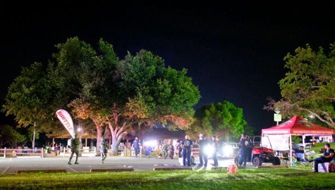 జునెటీన్త్ వేడుకల్లో కాల్పుల కలకలం జునెటీన్త్ వేడుకల్లో కాల్పుల కలకలం