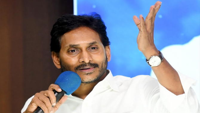 అసెంబ్లీకి వెళ్లే ఉద్దేశం జగన్‌కు లేదా..? ఆ మాటల వెనుక అర్థమేంటి..? 