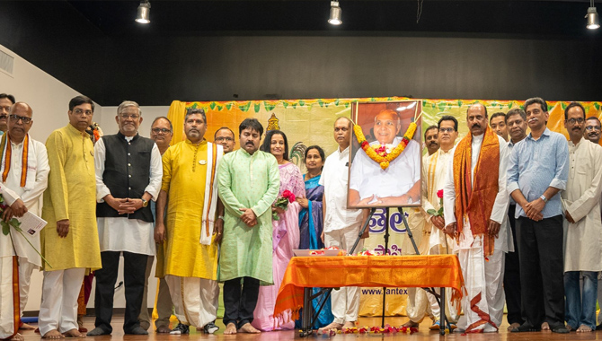 డాలస్ లో పద్మవిభూషణ్ రామోజీ రావు గారికి ఘన నివాళి