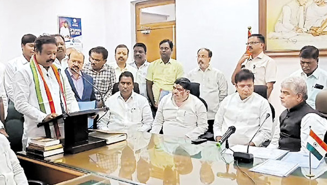 కంటోన్మెంట్ ఎమ్మెల్యేగా శ్రీగణేశ్ ప్రమాణ స్వీకారం