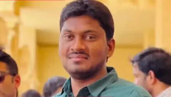 అమెరికాలో కాల్పులు ..బాపట్ల జిల్లా యువకుడి మృతి