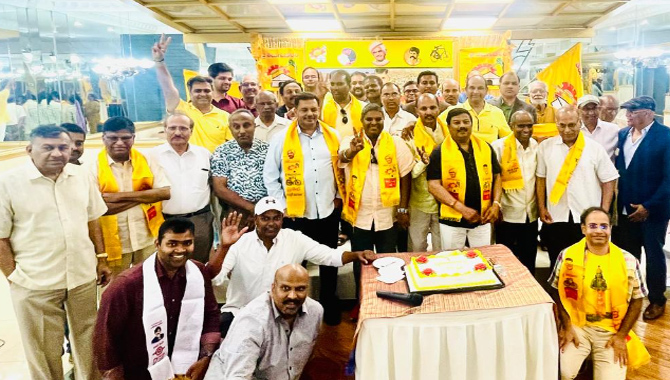 న్యూయార్క్ లో కూటమి విజయదరహాసం న్యూయార్క్ లో కూటమి విజయదరహాసం