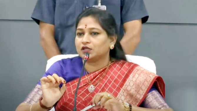 కక్ష సాధింపు ఉంటే.. ఇంతకాలం ఆగుతామా? : హోంమంత్రి అనిత