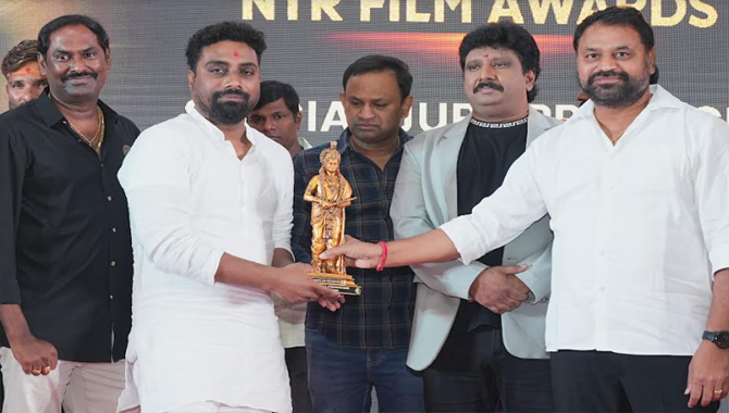 Gowr Kriesna received the ‘Kalavedika NTR Film Award’