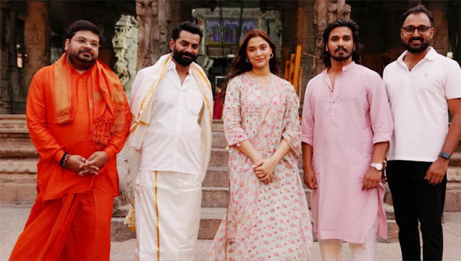 నిఖిల్ పాన్ ఇండియా ఫిల్మ్ ‘ది ఇండియా హౌస్’ హంపిలో గ్రాండ్ గా లాంచ్