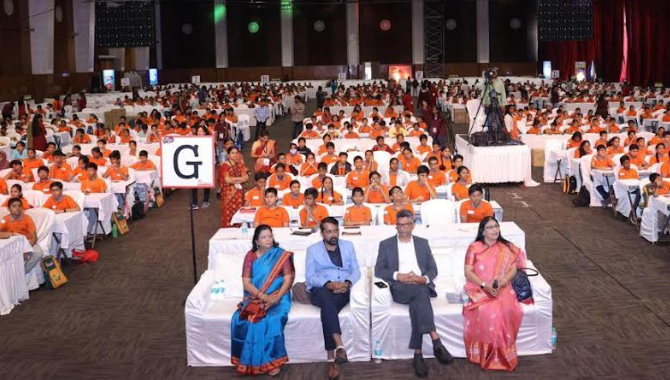 ఓ వైపు సంగీతాస్వాదన చేస్తూనే మరోవైపు పరీక్ష రాయడం అనేది సాధ్యమేనా ?