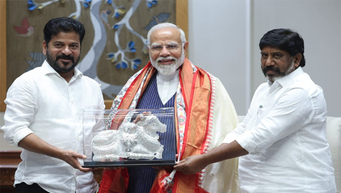 బొగ్గు బ్లాకులు సింగరేణికే కేటాయించాలి మోదీకి ముఖ్యమంత్రి రేవంత్ రెడ్డి విజ్ఞప్తి