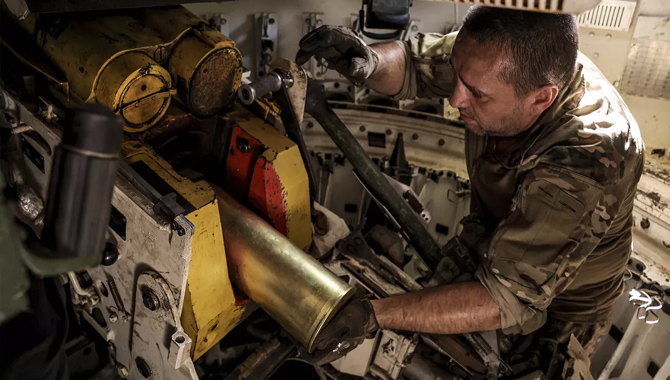 ఉక్రెయిన్కు మరో ఎదురుదెబ్బ ఉక్రెయిన్కు మరో ఎదురుదెబ్బ