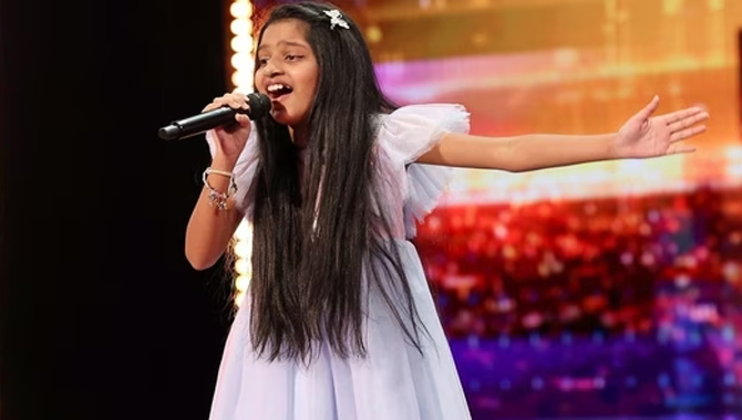 అమెరికాస్ గాట్ టాలెంట్ షోలో అదరగొట్టిన భారత సంతతి బాలిక అమెరికాస్ గాట్ టాలెంట్ షోలో అదరగొట్టిన భారత సంతతి బాలిక