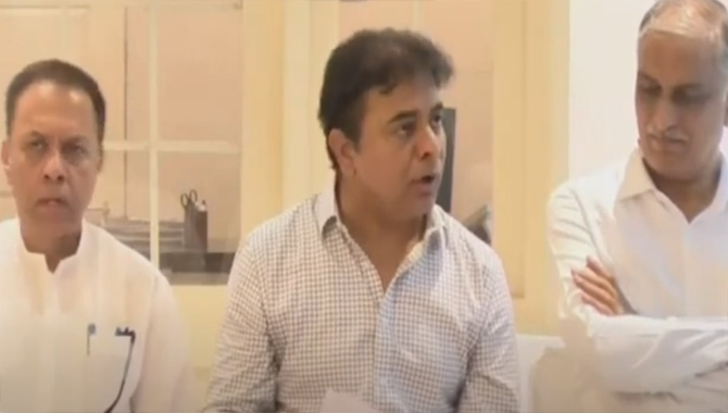 పార్టీ ఫిరాయింపులను ప్రోత్సహించిందే  ఆ పార్టీనే