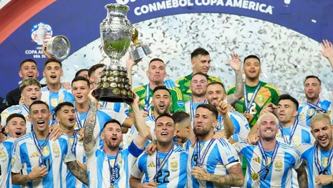 అర్జెంటీనాదే కోపా అమెరికా … కొలంబియాపై ఉత్కంఠ గెలుపు అర్జెంటీనాదే కోపా అమెరికా … కొలంబియాపై ఉత్కంఠ గెలుపు