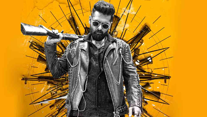 భారీ ఆఫ‌ర్ ప‌ట్టేసిన‌ డ‌బుల్ ఇస్మార్ట్