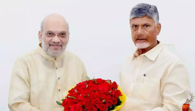 రాష్ట్రానికి ప్రత్యేక సాయం చేయండి.. అమిత్‌షాకు చంద్రబాబు వినతి