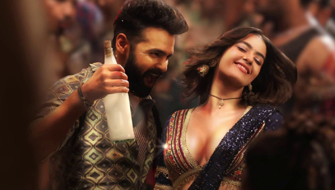 డ‌బుల్ ఇస్మార్ట్ సాంగ్‌పై విమ‌ర్శ‌లు