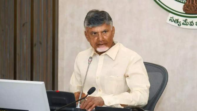 ప్రాణ, ఆస్తి నష్టం జరగకుండా చూడండి : సీఎం చంద్రబాబు